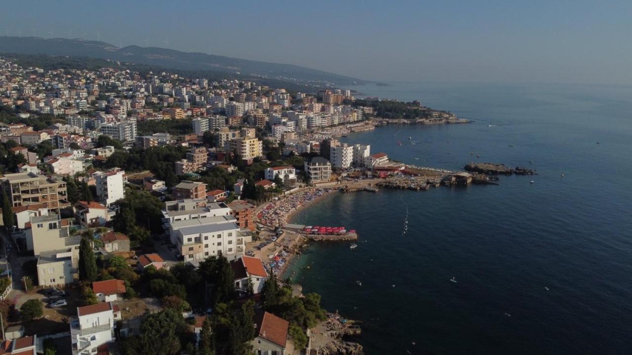 Buskovic Appartement Dobra Voda Buitenkant foto