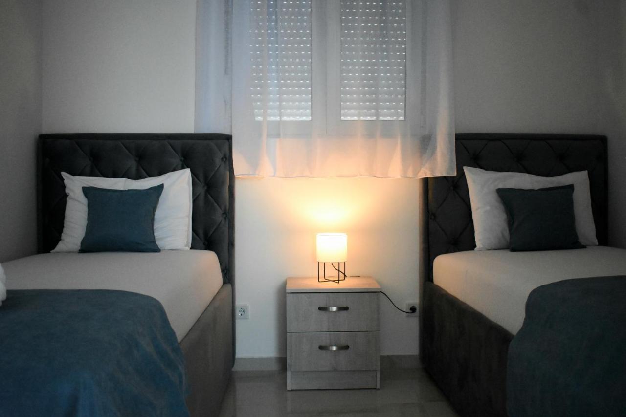 Buskovic Appartement Dobra Voda Buitenkant foto